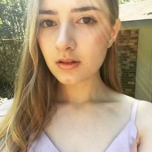 Meet your Posher, Hailey